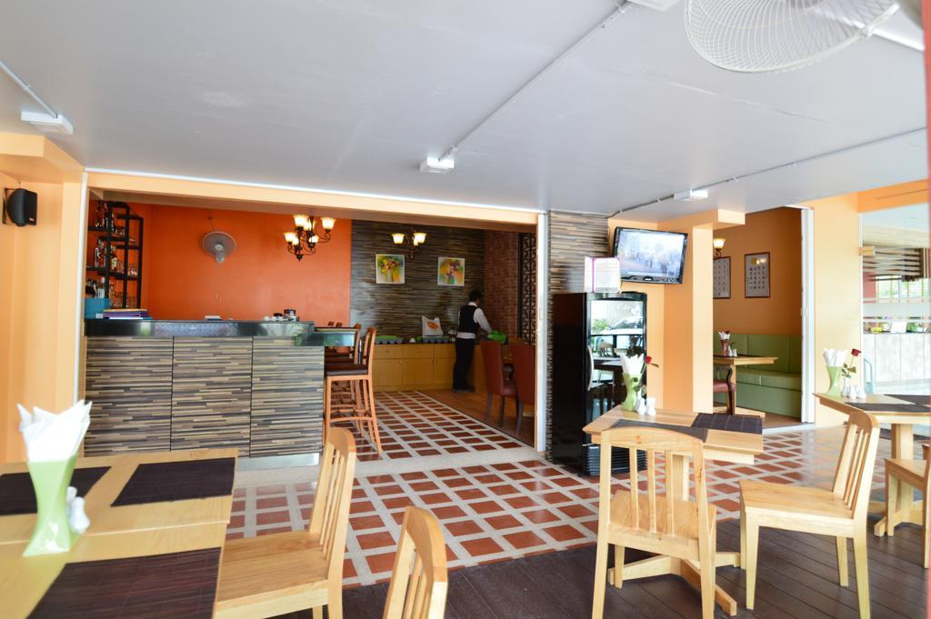 Grand Nai Harn Suites Rawai エクステリア 写真