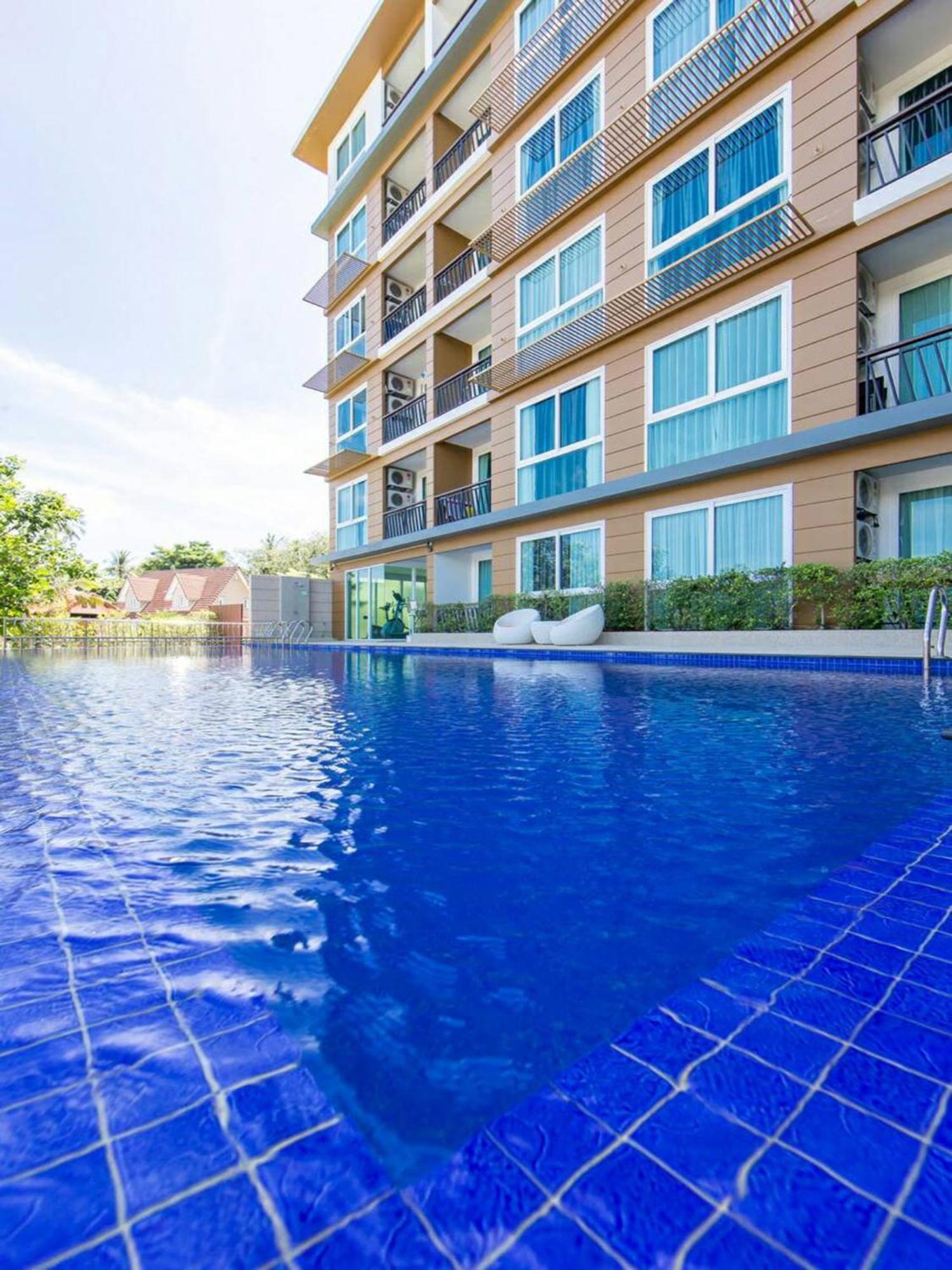 Grand Nai Harn Suites Rawai エクステリア 写真