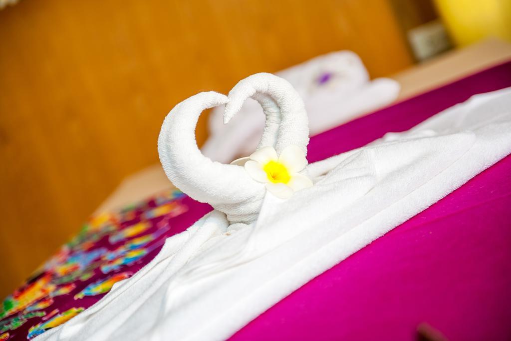 Grand Nai Harn Suites Rawai エクステリア 写真