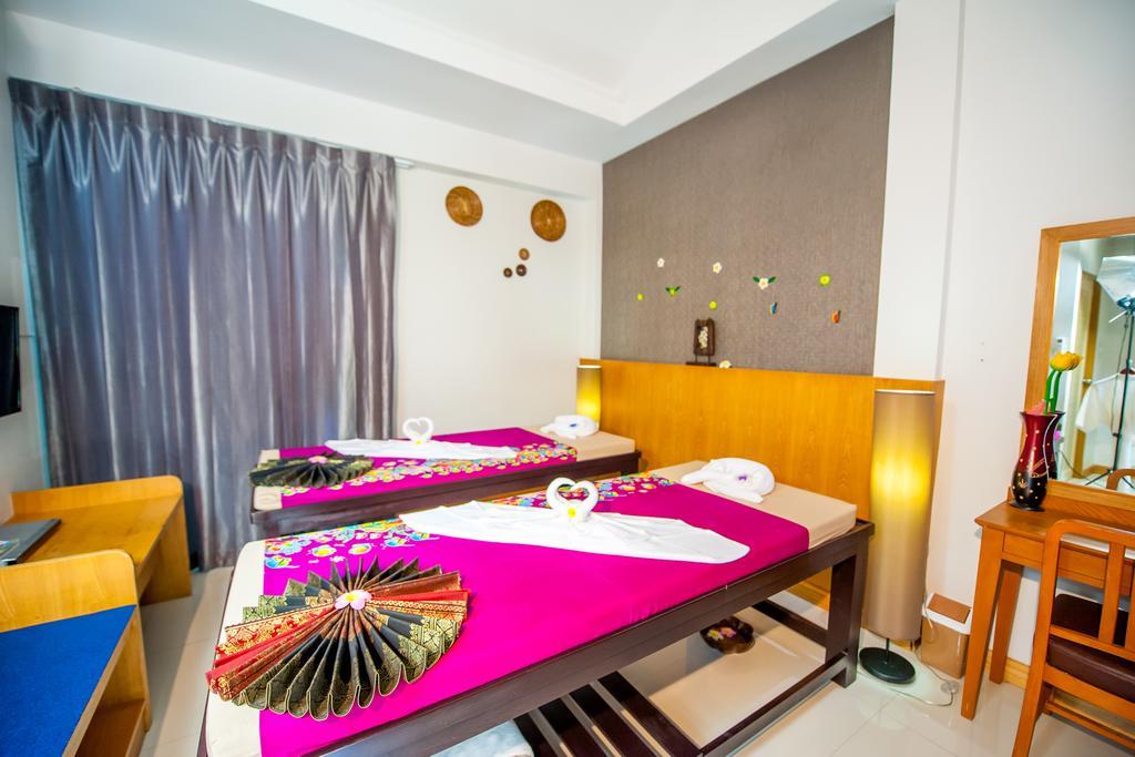 Grand Nai Harn Suites Rawai エクステリア 写真