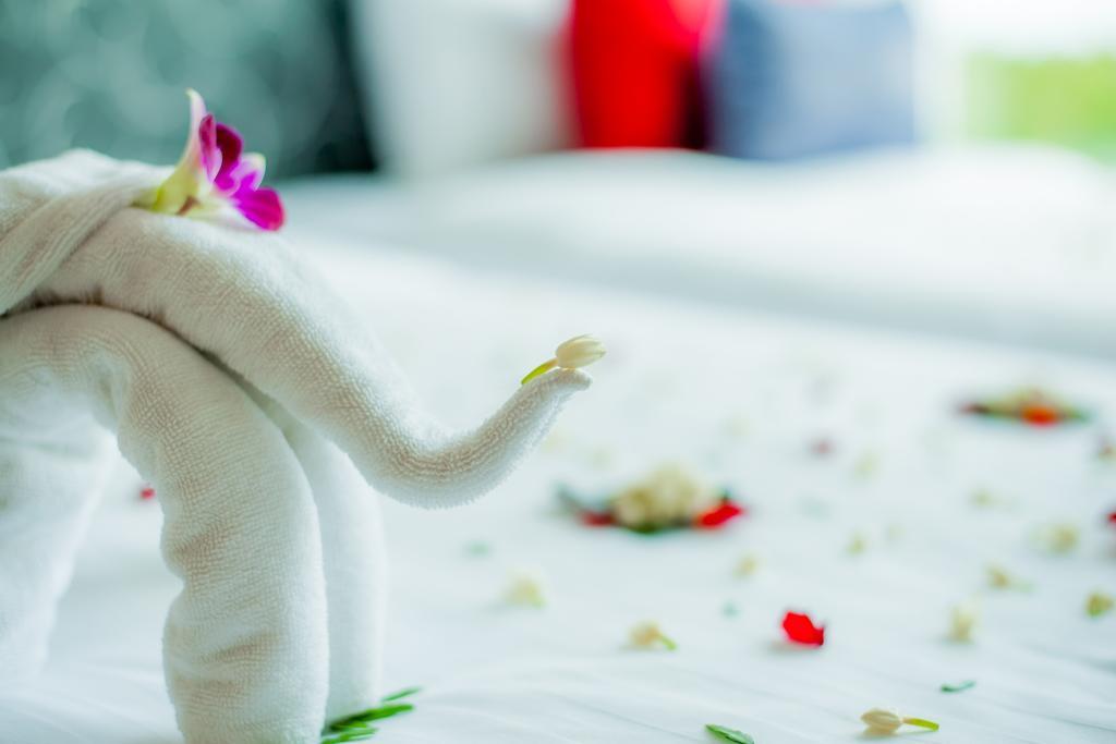 Grand Nai Harn Suites Rawai エクステリア 写真